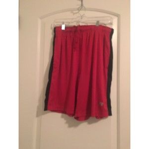 Russell Men's Active Wear Shorts Gym Basketball Size Medium 32-34 Red & Black
